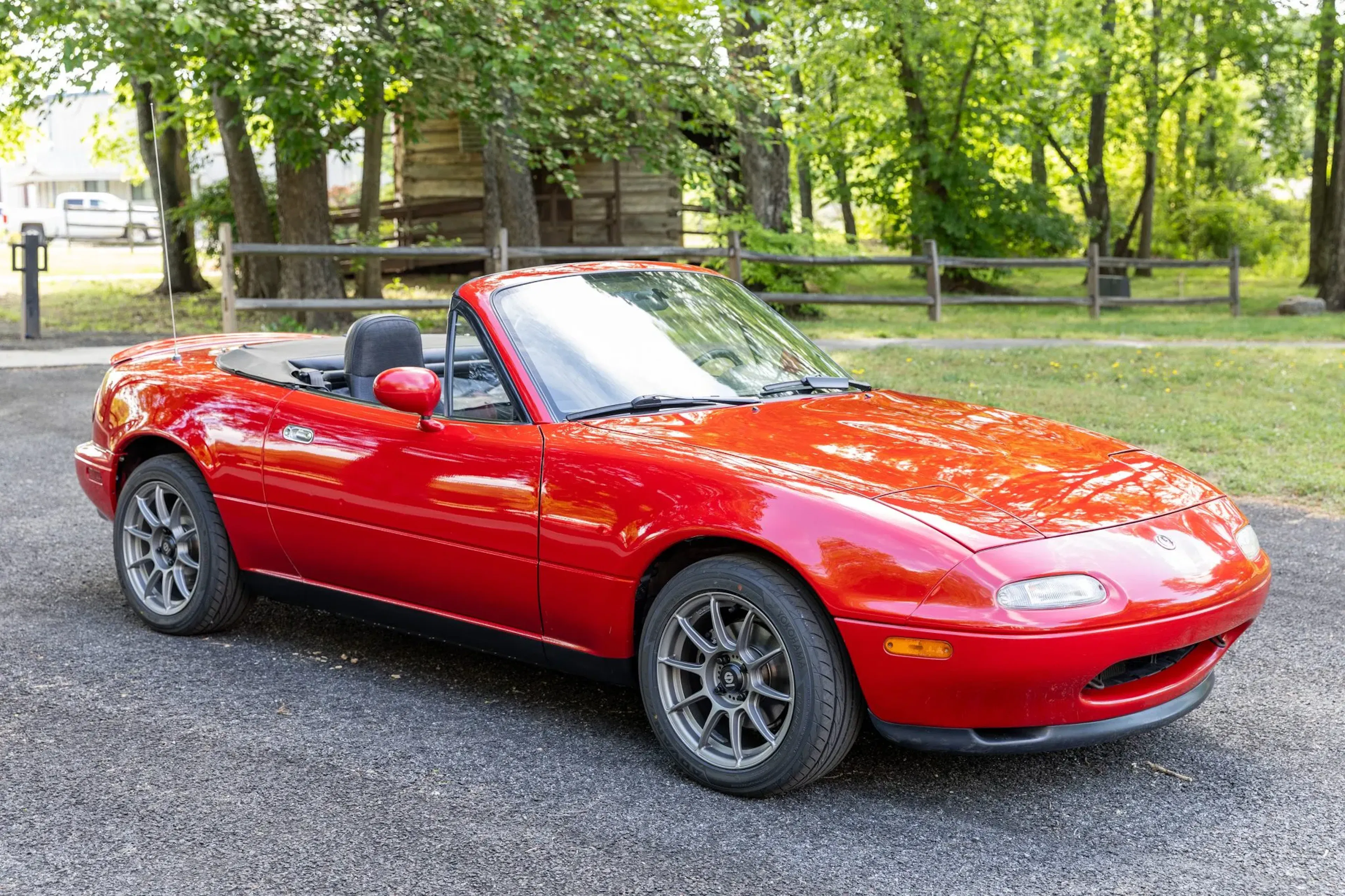 1996 Mazda MX-5 Miata Base | Hagerty Valuation Tool®